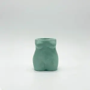 Donna Concrete Planter