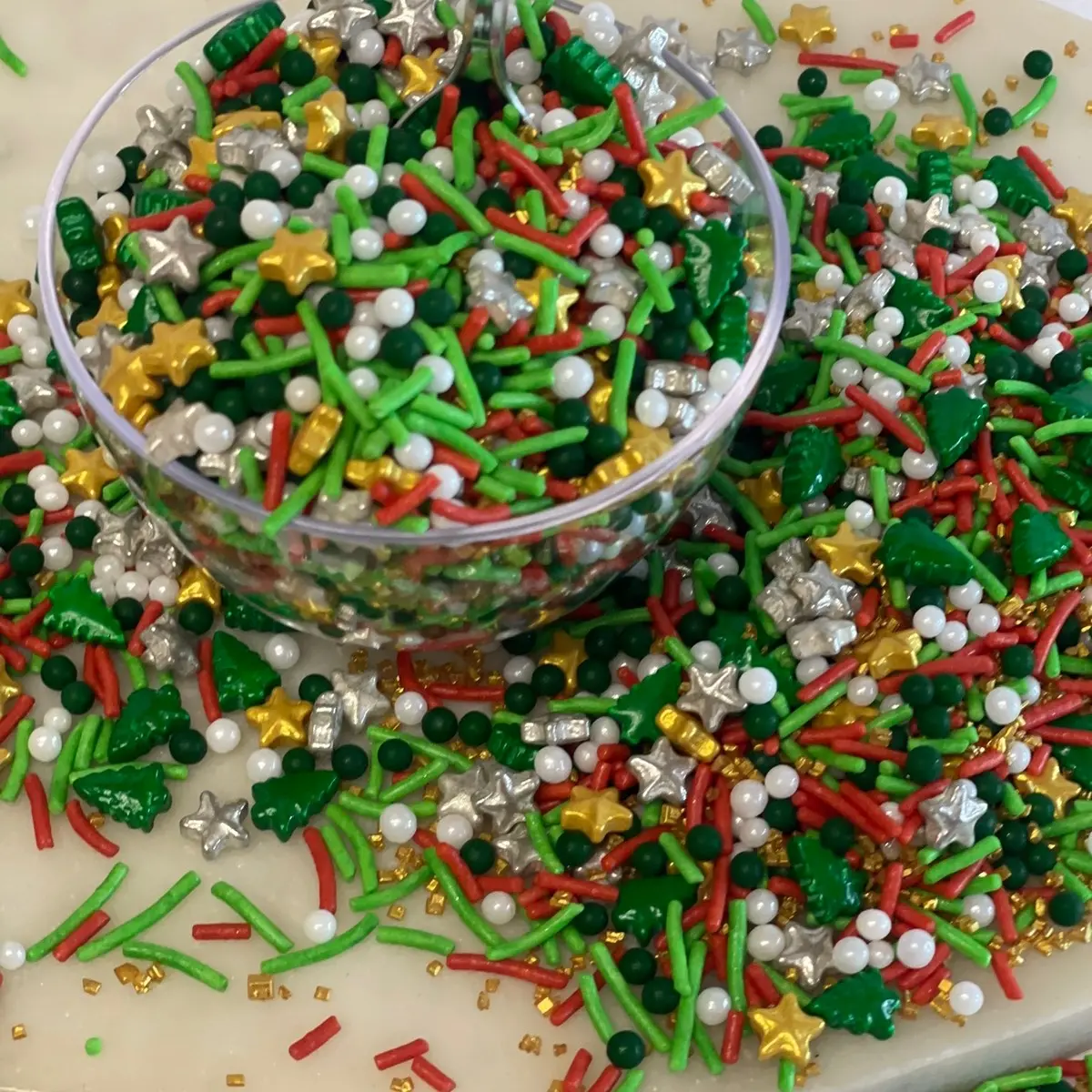 Christmas Sprinkles 8 Ounces Cake Birthday