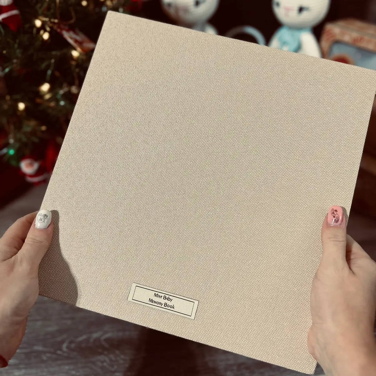 MintBaby Linen Cream Scrapbook