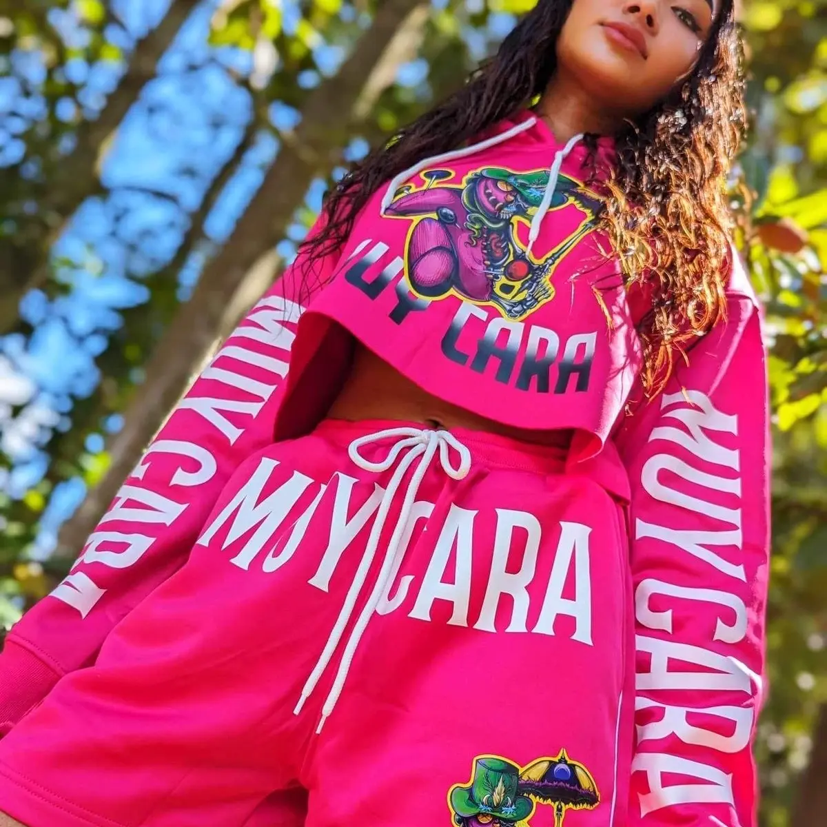 Muy Cara crop top hoody, shorts and socks set