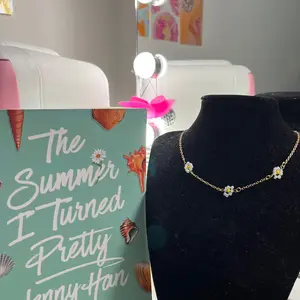 Belly’s S2 Necklace
