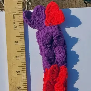 Crochet Round Heart Bookmark