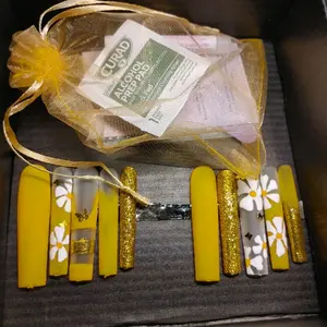 yellow press on nails