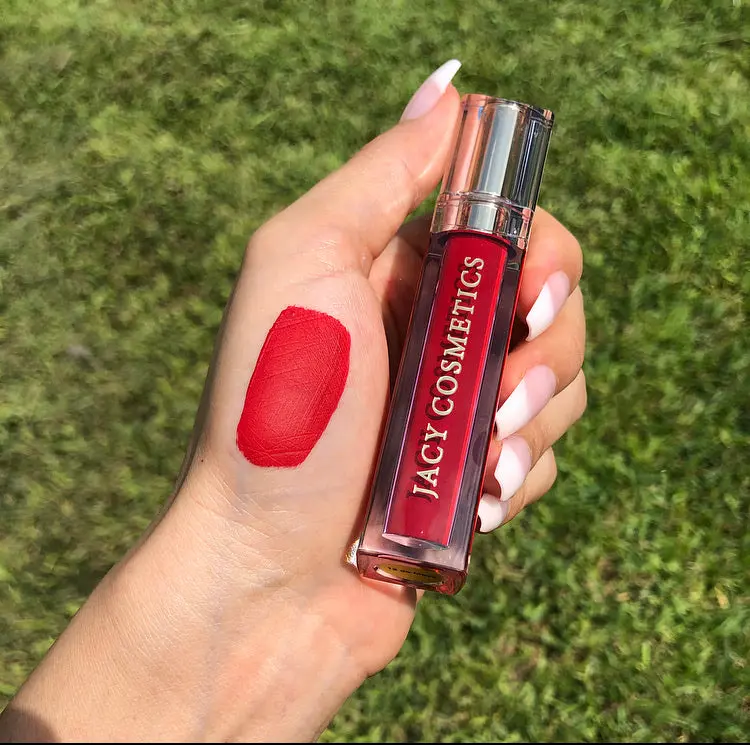 12 DE MAYO matte lipstick 12 DE MAYO matte lipstick