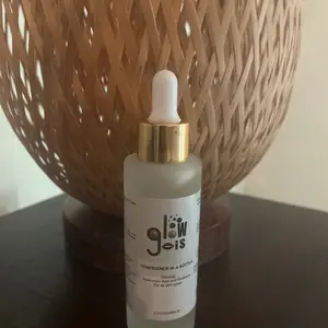 Hyaluronic acid, lemon, peel, and papaya serum All Skin Types All Skin Types Hyaluronic Acid Hyaluronic Acid Hyaluronic Acid Dry Skin Hydrating Hyaluronic Acid Hyaluronic Acid