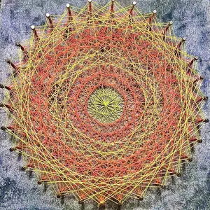 Mini string art wall decor
